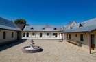 Special property de 1,152 mp de vanzare in Onesti cartier Borzesti - 2