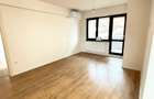 Apartament 3 camere de vanzare Pacurari - 1