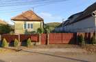 Vand casa in Ernei de 66 mp si teren in suprafa?a de 2530 mp