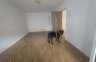Inchiriez 2 camere pet friendly Centrul Civic str Toamnei nemobilat