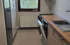 Apartament cu 3 camere semidecomandat în Central - 3