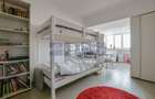 Apartament cu 5 camere decomandat în Decebal - 9