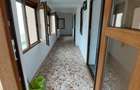 Casă cu 3 camere cu Teren 769 Mp în Central - 2