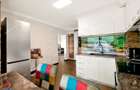 Vanzare apartament elegant cu 2 camere( Papadie) , etaj 4,105.000 EURO - 9