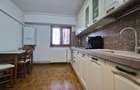 Apartament cu 3 camere decomandat în Capitol - 9