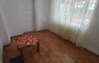 Casa cu 2 camere, curte comuna, spre inchiriere, in zona centrala. - 1