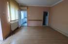 Casă individuală cu 3 camere cu Canalizare în Ultracentral - 2