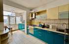 Apartament cu 3 camere decomandat în 1 Mai - 3