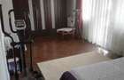 Vila sau casa de vacan?a in Malu cu Flori - 4