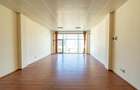 Birouri cu showroom 100m2 pe 2 etaje - 2