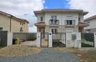 Casă cu 4 camere cu Teren 370 Mp în Sânandrei - 2
