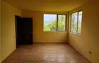 Casă cu 7 camere cu Teren 4000 Mp în Podenii Vechi - 5