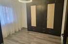 Apartament cu 4 camere decomandat în Rahova - 4