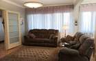 Apartament cu 3 camere semidecomandat în Central - 1