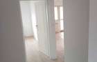 Vind apartament 3 camere in Aiud centru, renovat complect nou. - 2