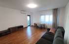 3 camere decomandat, bloc nou, curte proprie 30 mp, boxa 25 mp, zona Tineretului