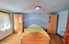 Casa cu 3 camere de vanzare