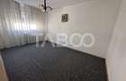 Apartament cu 4 camere decomandat în Periferie - 3