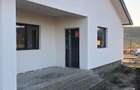 Urgent vand!Casa de vanzare Valu lui Traian 500 mp - 4