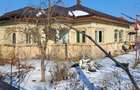 Dascalu, casa veche 4 camere, acoperis nou, teren 1300 mp, deschidere 39 m - 16