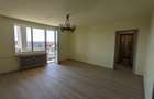 Apartament cu 3 camere semidecomandat în Central - 8