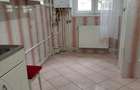 Apartament cu 3 camere decomandat în Central - 1