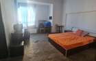 Apartament cu 4 camere decomandat în Armeneasca - 2