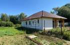 Casă individuală cu 4 camere cu Canalizare în Central - 4