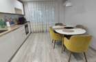 Apartament cu 3 camere în Central - 1