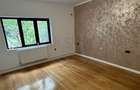 Apartament cu 3 camere decomandat în Tineretului - 2