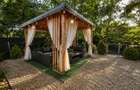 Duplex spa?ios, complet mobilat, intr-o zona lini?tita, langa rau - 17