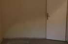 Apartament cu 3 camere decomandat în Astra - 9