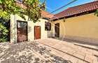 Casa de inchiriat cu 3 camere in zona Dealuri, Oradea.