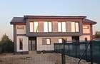 Casă cu 3 camere cu Teren 400 Mp în Valea - 1