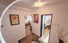 Apartament cu 3 camere, etaj 1, zona centrala - 2