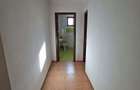 Apartament cu 3 camere, et: 2/3 la vila in Piata Cluj - 12