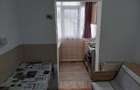 Vand apartament cu 2 camere,etaj 2 - 5