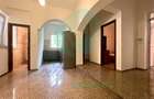 Apartament cu 3 camere semidecomandat în Cotroceni - 1