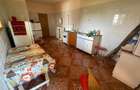 Casă cu 6 camere cu Teren 1300 Mp în Seciu - 10