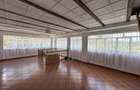 Casă individuală cu 7 camere cu Canalizare în Filipeștii de Pădure - 24