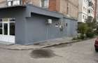 Vand sau inchiriez spatiu comercial Renovat de la A-Z Hunedoara bul Dacia 33 !!!