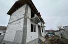 Casa la rosu, cu 4 camere, 145 mp utili, 356 mp teren, zona - 3