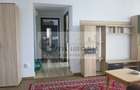 Apartament cu 3 camere semidecomandat în Podu Roș - 1