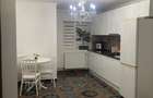 Apartament cu 3 camere decomandat în Central - 4