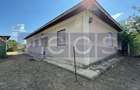 Casă cu 2 camere cu Teren 1300 Mp în Socetu - 1
