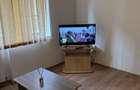Inchiriez apartament doua camere ultracentral parter - 2