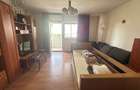 Apartament cu 3 camere decomandat în P-ța Victoriei - 1