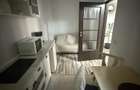 Vand apartament cu spa?iu comercial - 9