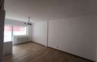 Apartament cu 3 camere decomandat în Central - 1