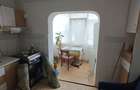 Apartament 3 camere de inchiriat, cu balcon